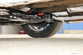 2016款悦翔V7 1.6L手动乐趣型国V