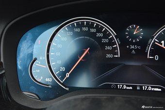 2018款宝马5系2.0T自动525Li M运动套装