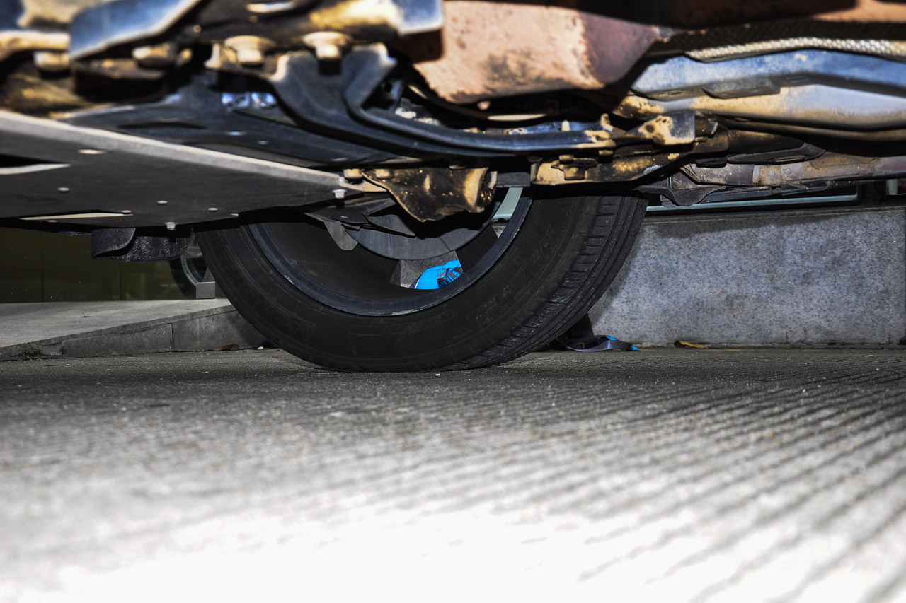 2016款沃尔沃XC60 2.0T自动 T5 AWD智驭版