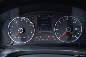 2016款野马T70升级版1.5T手动豪华型