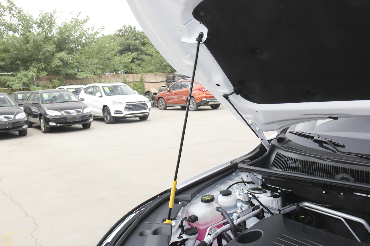 2019款比亚迪宋1.5TI自动智联越动型