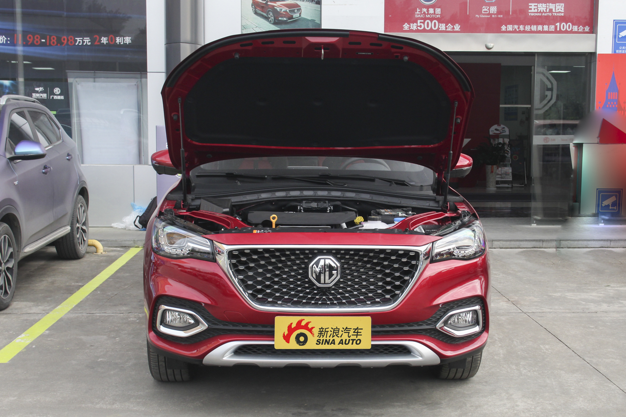 2018款名爵HS 2.0T自动两驱30T Trophy荷尔蒙超燃版