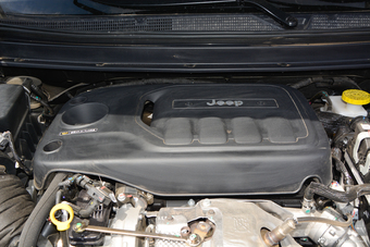 2018款大指挥官2.0T自动四驱智享版