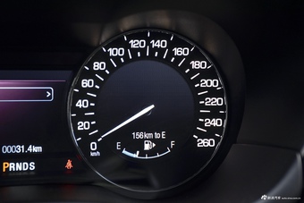 2017款林肯MKC 2.0T自动四驱尊雅版