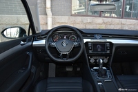 2019款迈腾2.0T自动330TSI DSG领先型