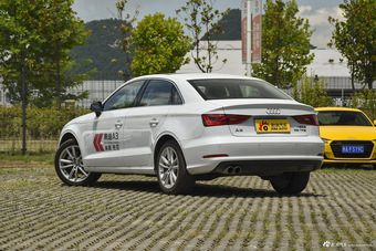 2016款奥迪A3 1.4T自动Limousine 35TFSI风尚型