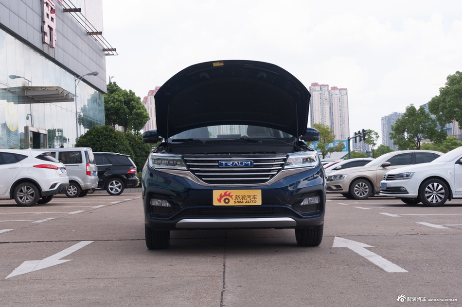  2018款君马SEEK 5 1.5T自动领智版