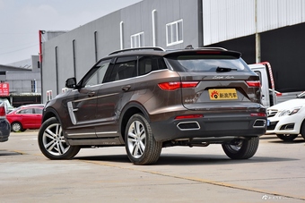 2017款众泰T700 1.8T自动尊享型