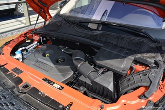 2016款揽胜极光2.0T自动倾橙限量版