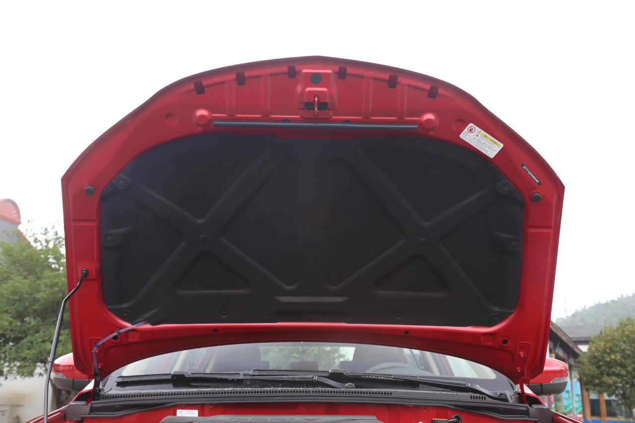 2017款吉利帝豪1.3T自动RS两厢百万款向上版