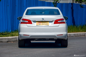 2015款东风标致408 1.2T自动豪华版