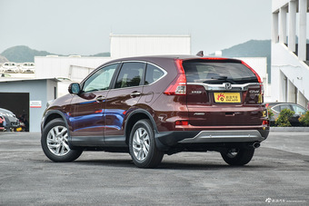 2015款CR-V 2.4L自动两驱豪华版