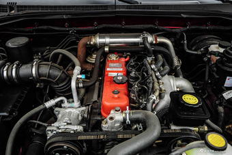 2016款 拓陆者 2.8T E5 柴油两驱舒适版ISF2.8