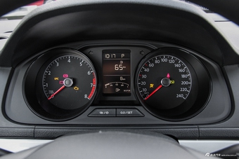 2017款朗逸1.6L自动风尚版