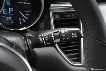 2017款众泰SR9 2.0T自动极致之路版