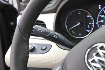 2016款君越1.8L自动30H豪华型