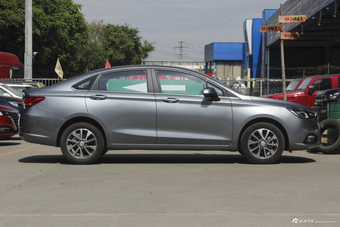 2018款北汽绅宝D50 1.5L手动尊贵智驾版