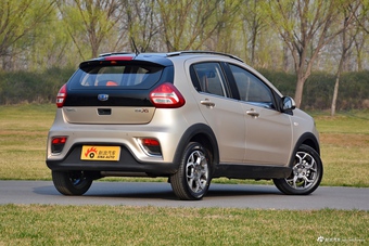 2017款吉利远景X1 1.3L 自动乐趣版