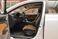 2018款比亚迪秦EV450 智联锋尚型