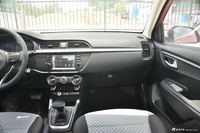 2017款起亚K2 1.4L自动GLS三厢