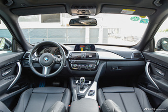 2018款宝马3系GT 2.0L自动320i M运动型图片