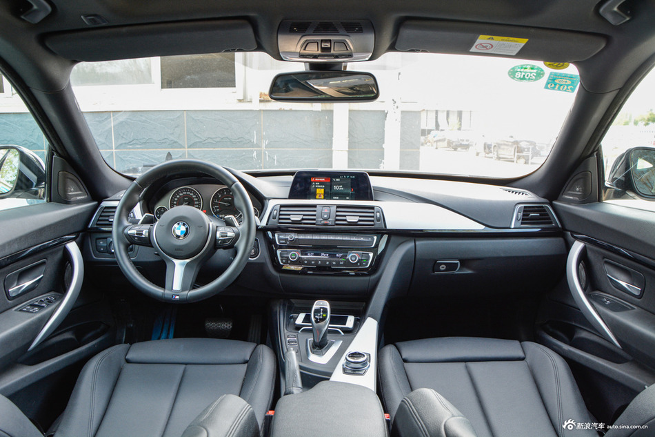 2018款宝马3系GT 2.0L自动320i M运动型