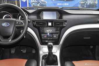 2015款雄师F22 1.9T手动两驱柴油豪华型