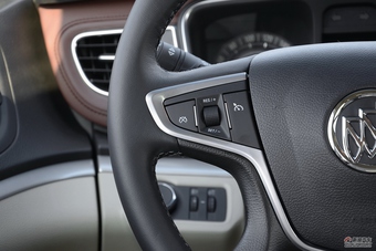 2017款GL8 2.5L自动舒适型