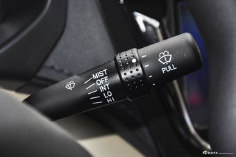 2016款英致727 1.5L手动商务版