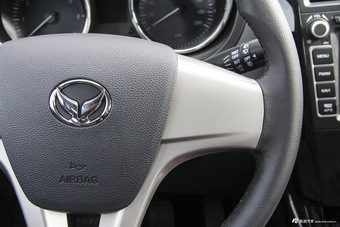 2016款北汽幻速S3 1.5L手动豪华型（国五）