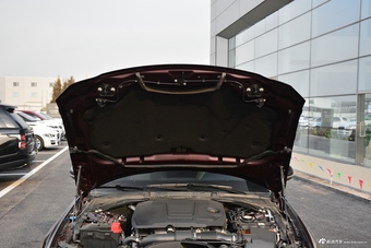 2019款捷豹XEL 2.0T自动200PS尊享版