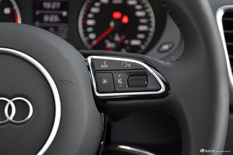 2017款奥迪Q3 1.4T自动30 TFSI时尚型