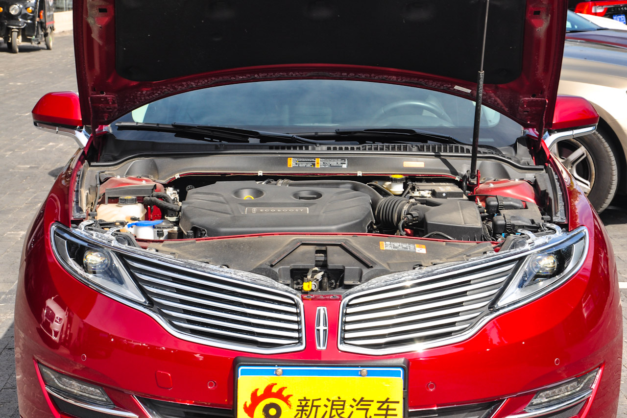 2016款林肯MKZ 2.0T自动尊耀版