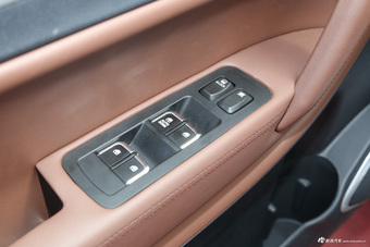 2015款瑞风S5 1.5T自动精英型