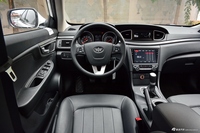 2019款奔腾B50 1.6L手动精英型