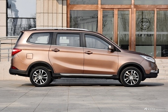 2017款伽途im8 1.5L手动智炫型