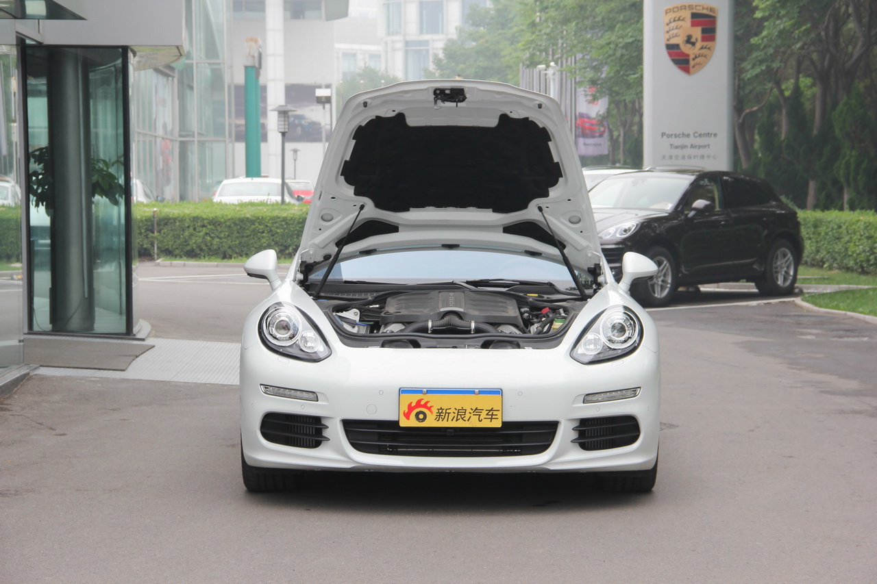 2014款保时捷Panamera 3.0T