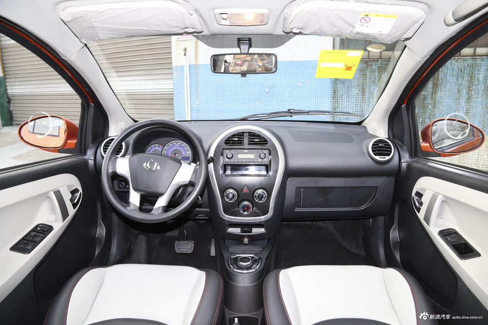 2016款吉利熊猫1.0L AMT酷趣版