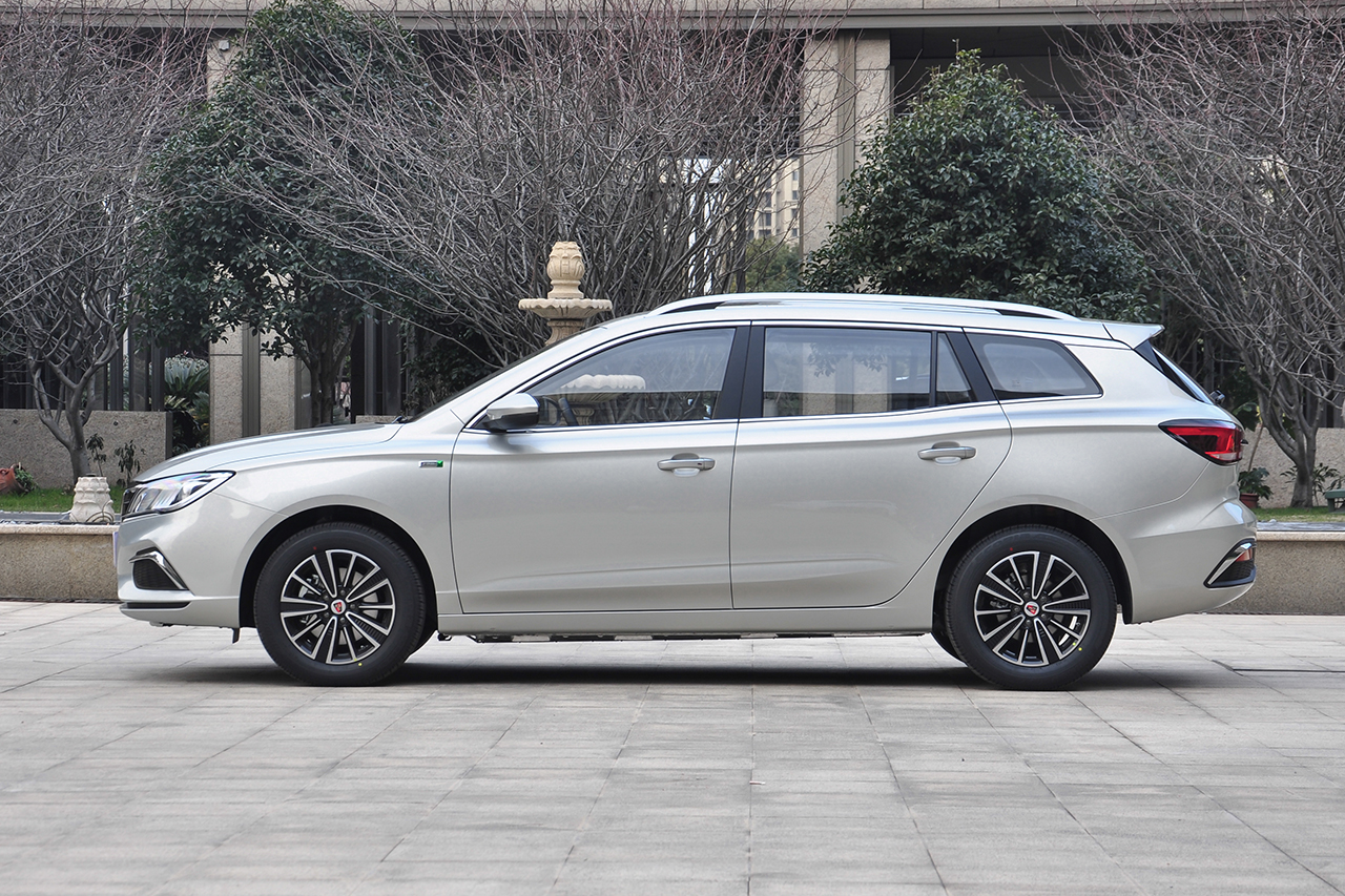 实拍|荣威首款电动旅行车Ei5 续航里程超400km