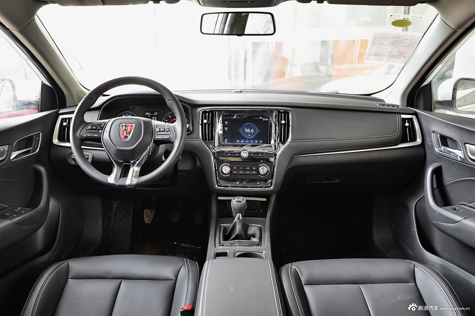 2017款荣威i6 1.5T手动豪华版20T