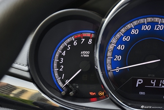 2017款YARiS L 致炫1.5G自动劲速天窗升级版