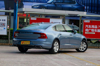 2017款沃尔沃S90 2.0T自动T4智逸版