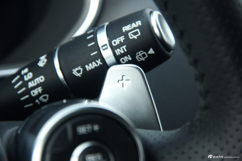 2017款揽胜运动版3.0自动V6 SC HSE