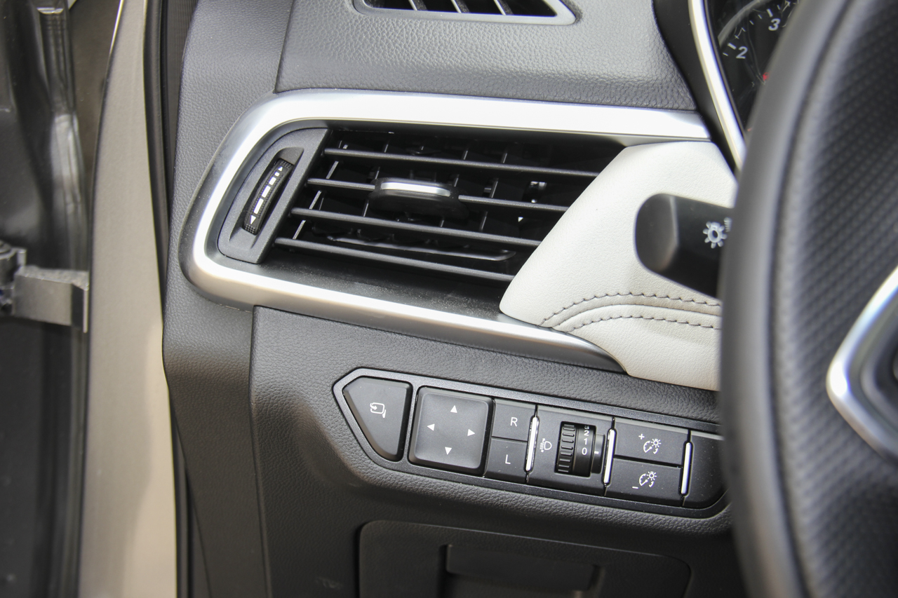 2018款宝骏530 1.5T手动尊贵型