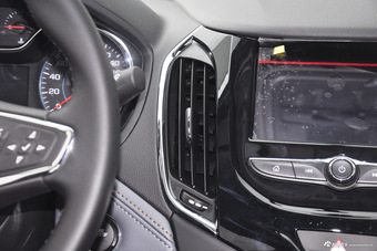 2017款科鲁兹1.4T 自动双离合领锋版