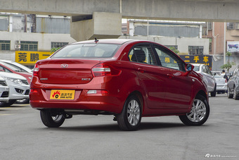 2015款凯翼C3 1.5L手动金钻型