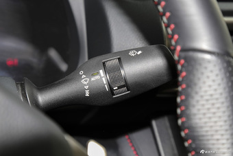 2015款雷克萨斯IS 2.0T自动200t F SPORT