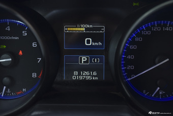 2016款傲虎 2.0T自动尊贵版