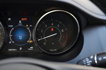 2018款捷豹E-PACE 2.0T自动P200