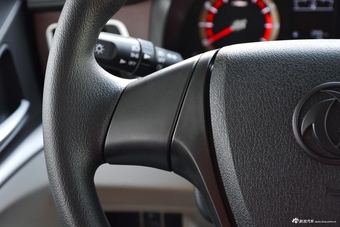 2018款菱智M5 1.6L手动7座舒适型